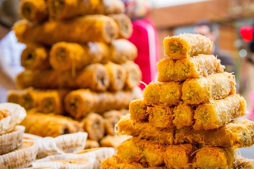 Authentic Street Foods to Try in Istanbul (1)